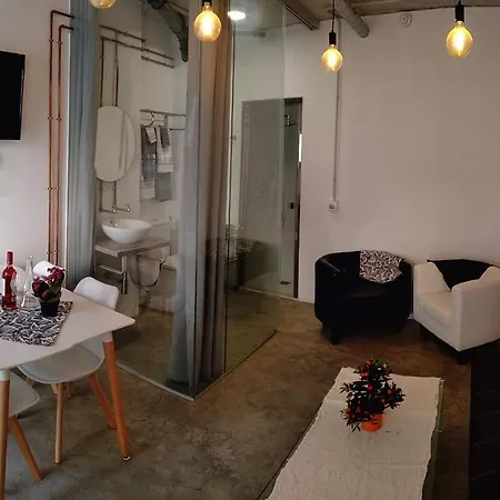 Corredera Travel 3 *