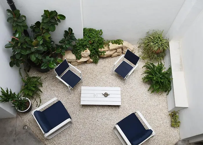 Corredera Travel 3 *