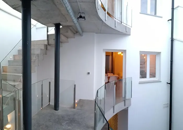 Corredera Travel 3 *