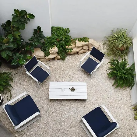 Corredera Travel 3 *